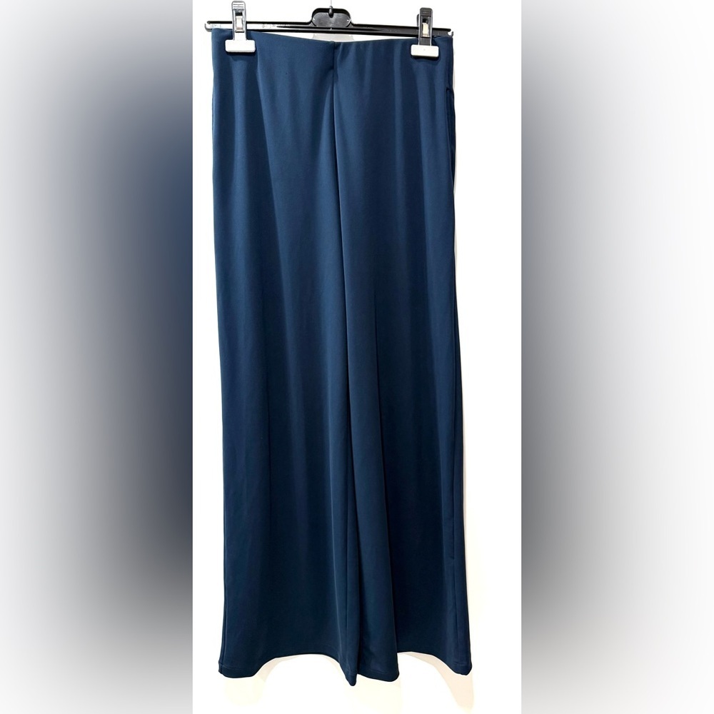 ✨Host pick✨Uniqlo AIRism Straight Wide Women's Pants with Excellent Condition - Picture 4 of 5